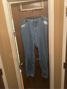 Womens Size 20 x 33 Classic Blue  Relaxed Fit Jeans
